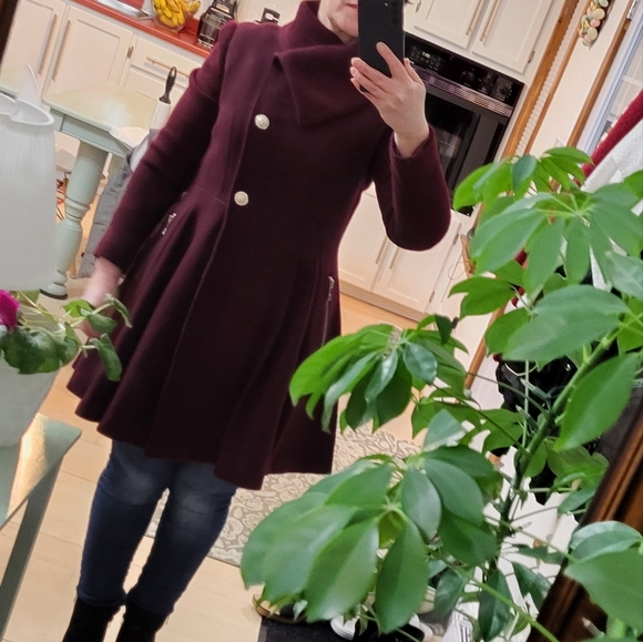 GUESS fall/ winter coat - Picture 6 of 9